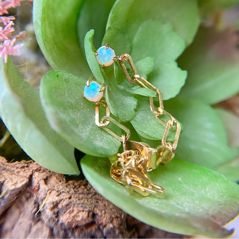 NWT Anthropologie TAI Chain Link Drop Earrings Gold Opal Stone - Picture 14 of 16